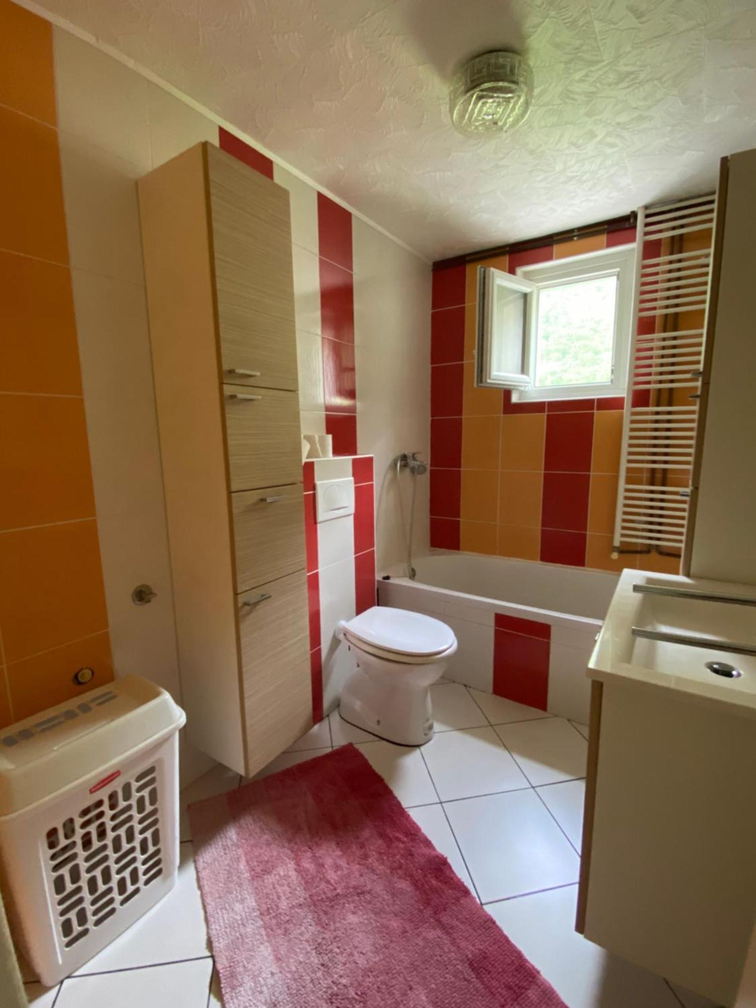 Trnovo Ob Soci Kuhala Lägenhet Kobarid Exteriör bild